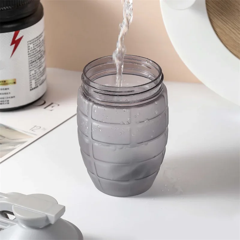 Botol Air Olahraga Fitness 600 - Fitness Nutrition Milk Shake ulasan dan harga